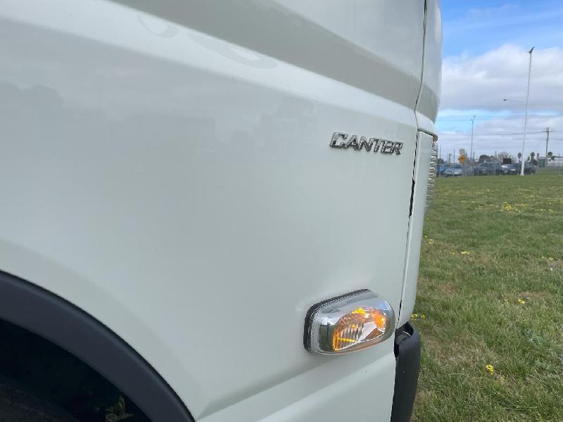 2025 Fuso Canter 615 Tipper White