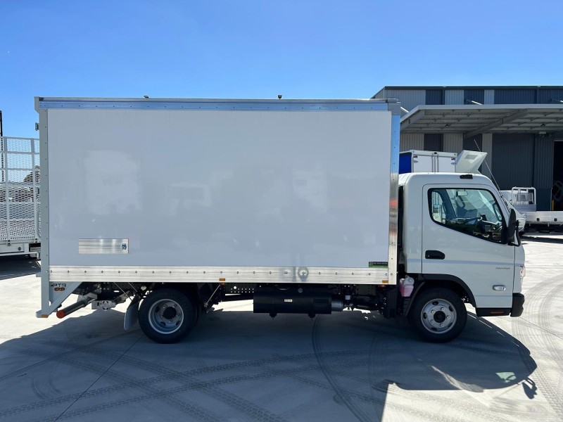 2024 Fuso Canter 515 IN STOCK READY FOR DELIVERY 