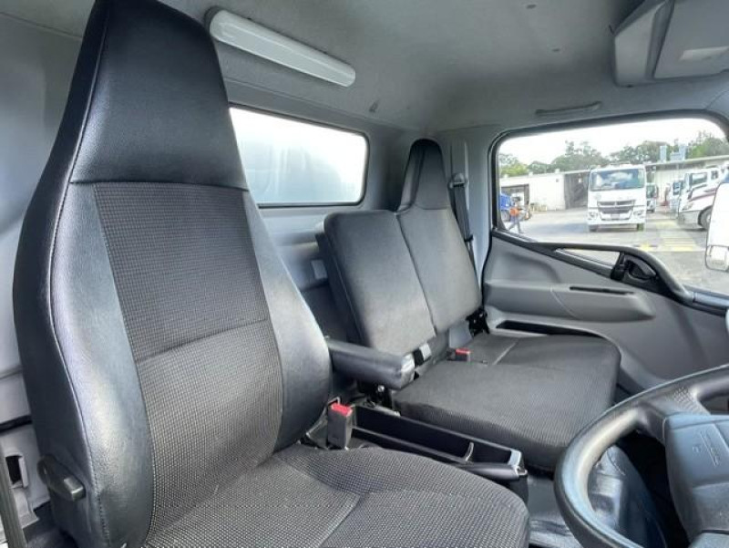 2023 Fuso Canter 515 PANTECH 