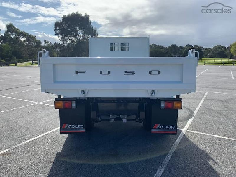 2024 Fuso Fighter 1124 MANUAL Tipper White