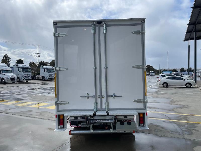 2025 Fuso CANTER 515 515 Wide Cab FRP VAN 
