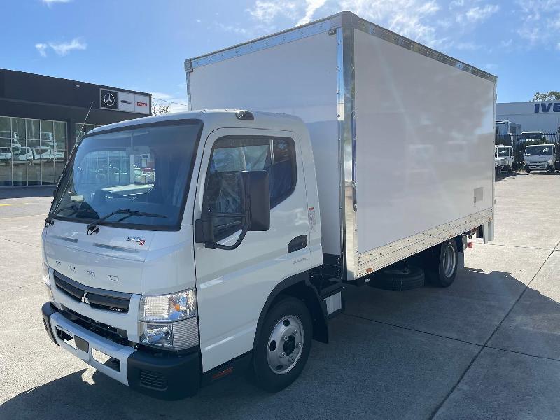 2023 Fuso Canter 515 