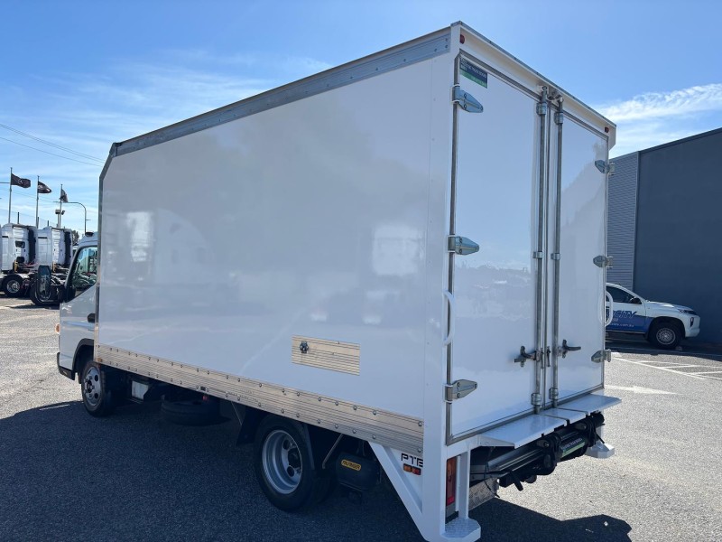 2020 Fuso Canter 515 Pantech with tuckaway tailgate lifter 