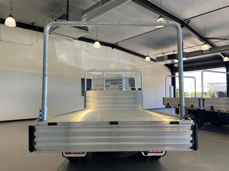 2024 Fuso Canter 515 Alloy Tray AMT City Cab Demo 