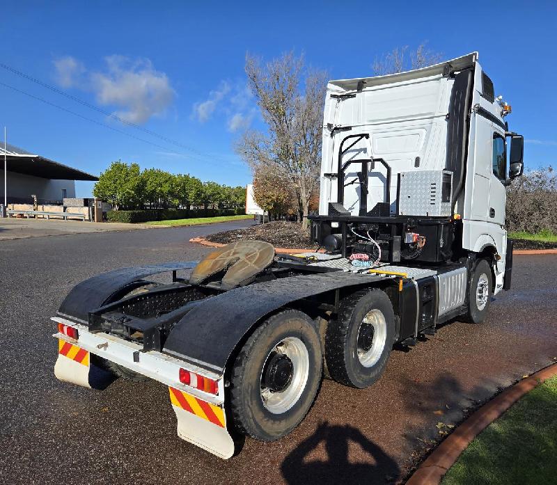 2018 Mercedes-Benz Actros 2763LS 