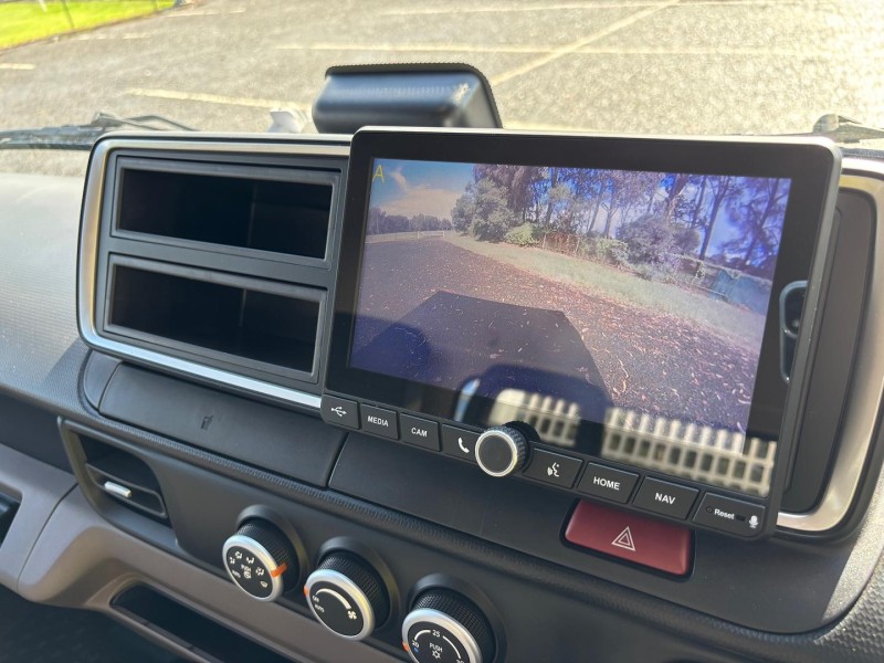 2024 Fuso eCanter e615 Car or Light Truck Licence rating available 