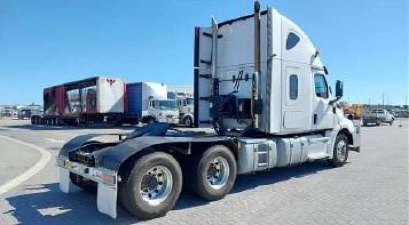2021 Freightliner Cascadia 