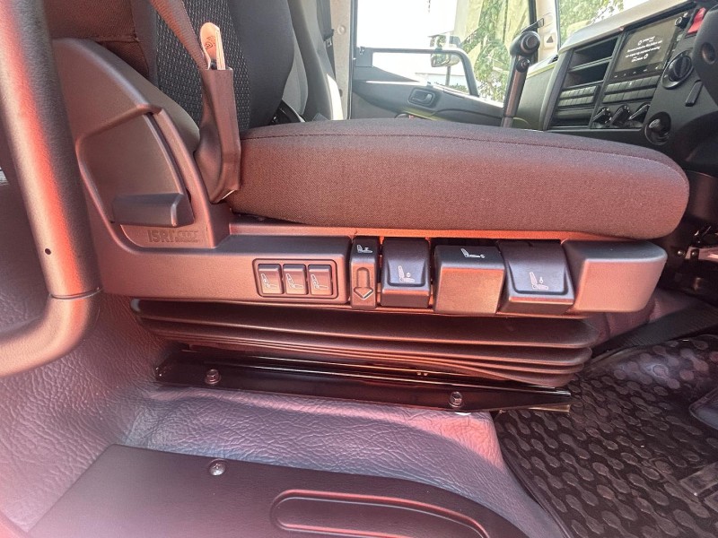 2025 Fuso Fighter 1224 Auto Traytop 