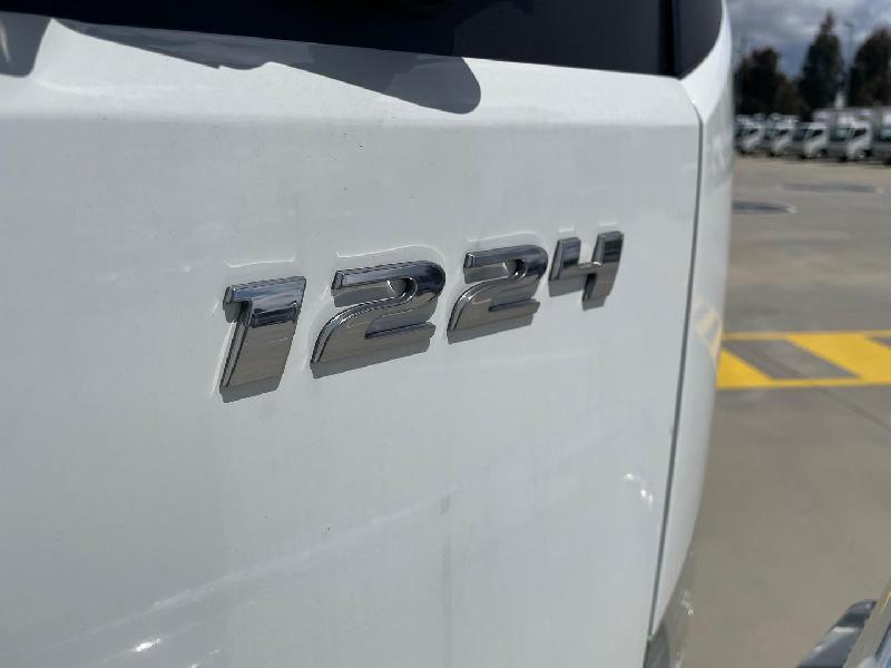 2024 Fuso Fighter 1224 LWB Auto with Tilt Slide Tray Fighter 