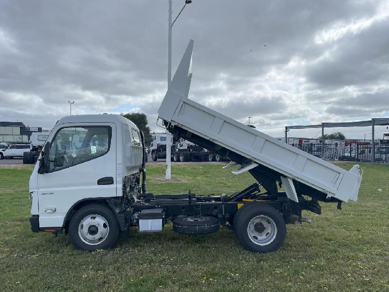2025 Fuso Canter 615 Tipper White