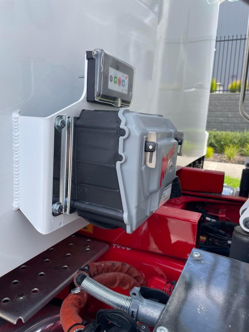 2024 Freightliner Cascadia 116 Tipper EURO 6 EMISSION STANDARD 