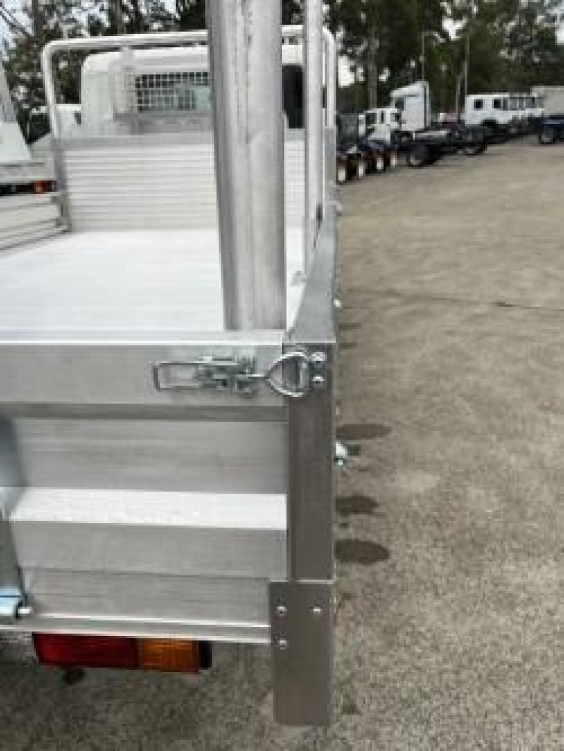 2025 Fuso Canter 615 