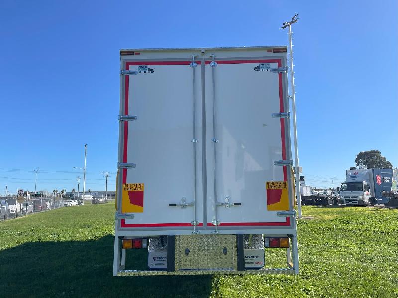 2024 Fuso Fighter 1224 e6 10 Pallet Curtainsider 