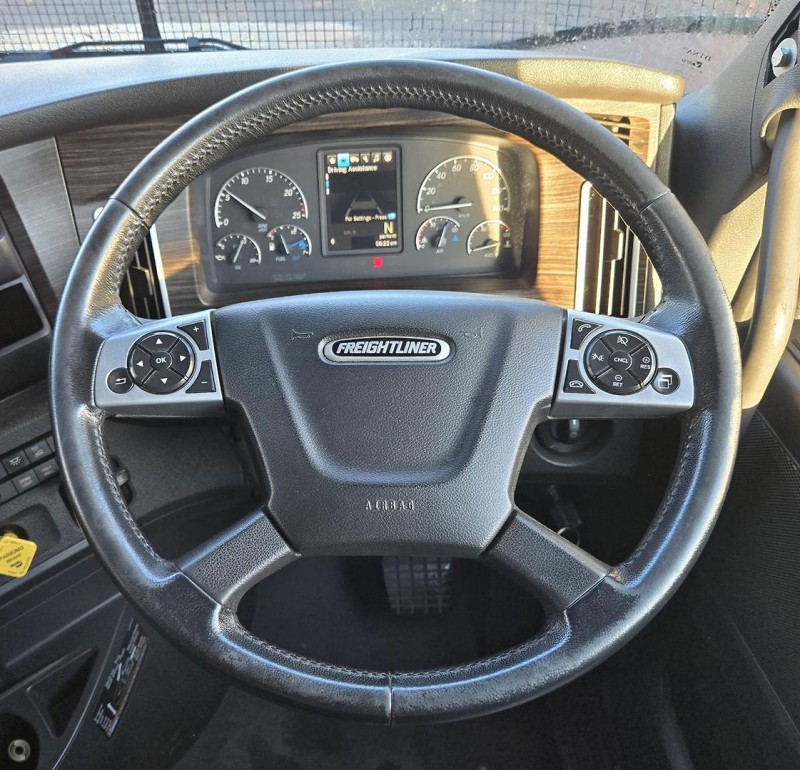2022 Freightliner Cascadia 126 12 SPEED DETROIT DT12 AUTOMATED MANUAL TRANS 