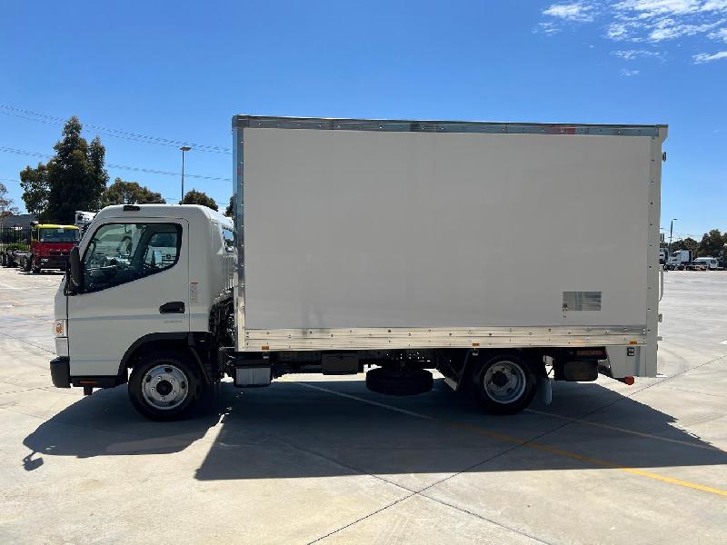 2023 Fuso Canter 515 