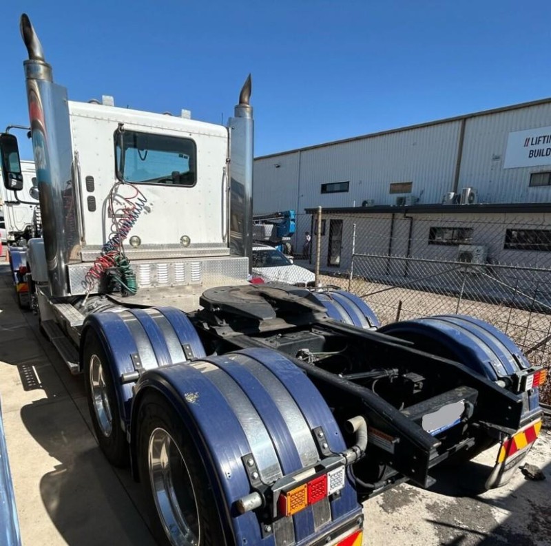 2019 Freightliner Coronado 114 