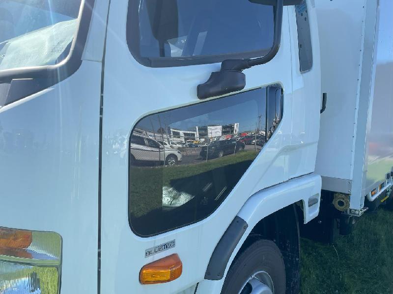 2024 Fuso Fighter 1224 e6 10 Pallet Curtainsider 