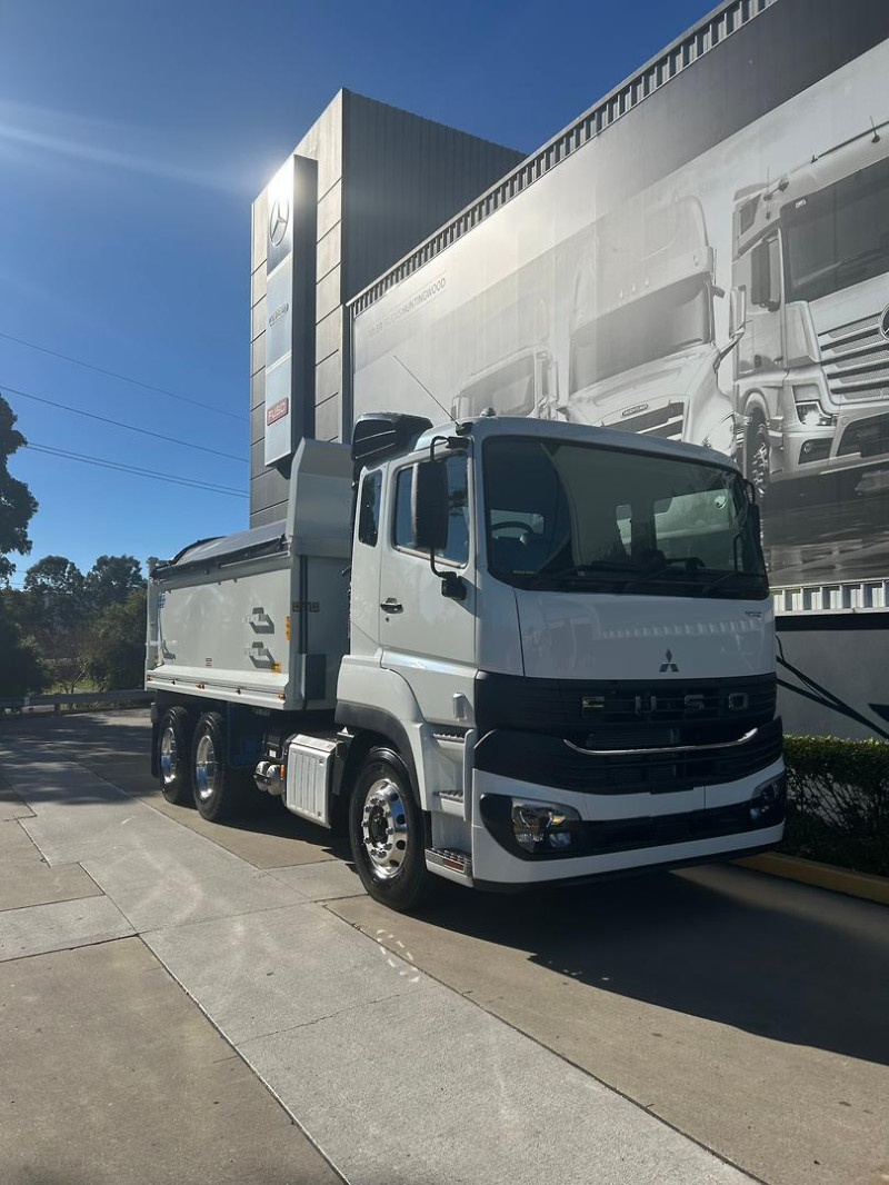 Velocity Truck Centers Australia