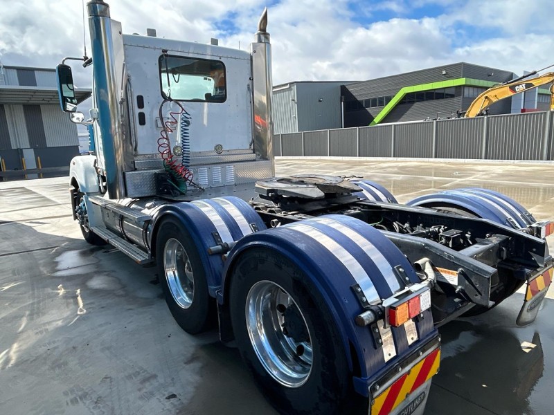 2019 Freightliner Coronado 114 