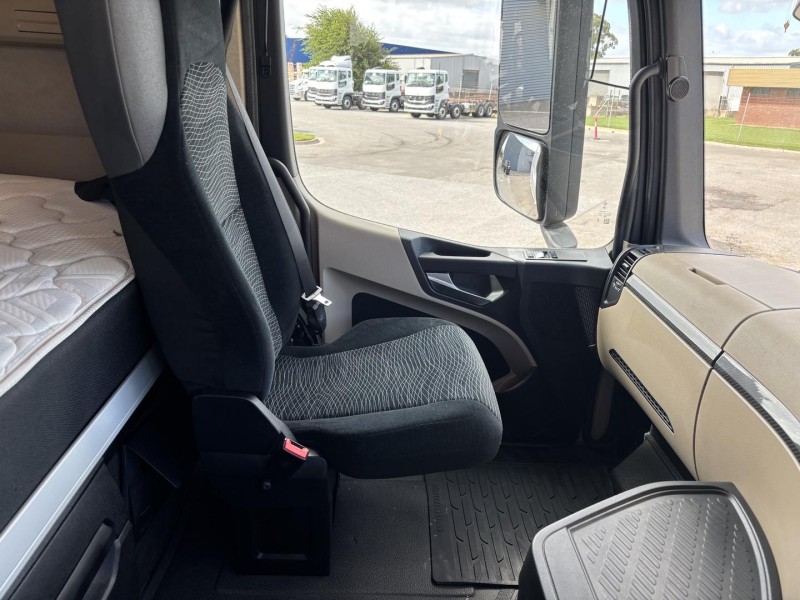 2021 Mercedes-Benz Actros 2658 106000tne GCM 