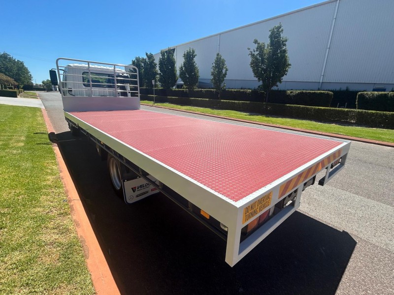 2025 Fuso Fighter 1124 Auto Traytop 