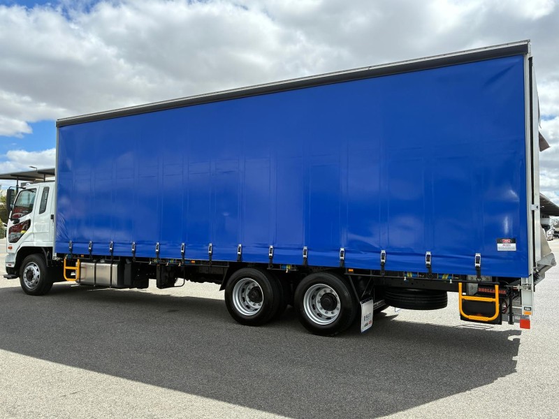 2024 Fuso Fighter 2427 14 Pallet Tautliner 