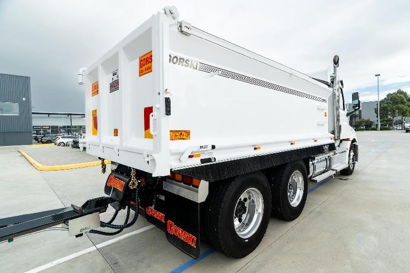 2023 Freightliner Cascadia 116 Tipper 