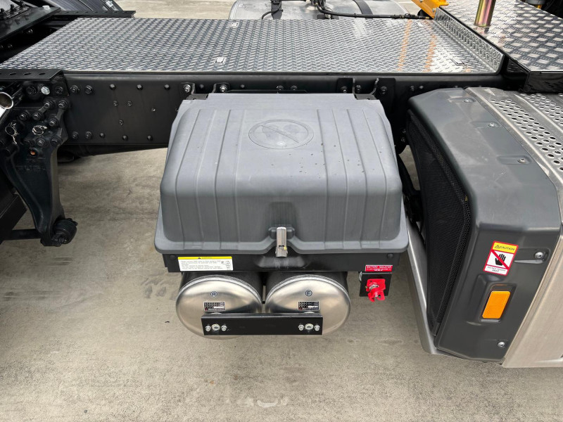 2024 Fuso Shogun FP74 400 PRIME MOVER 