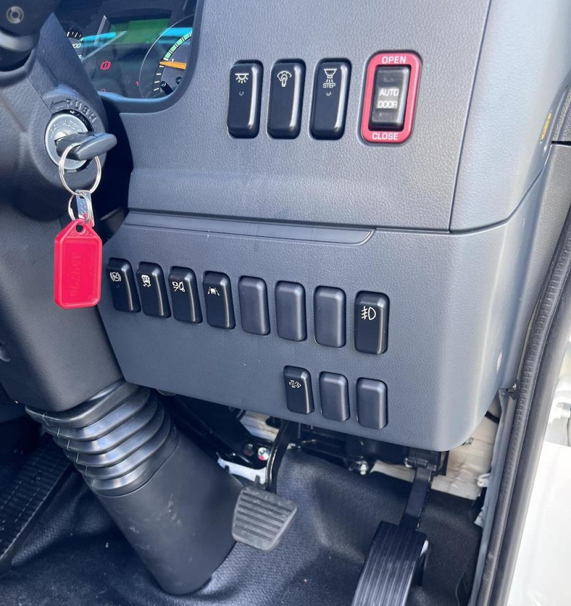 2025 Fuso ROSA 25 SEAT DELUXE 