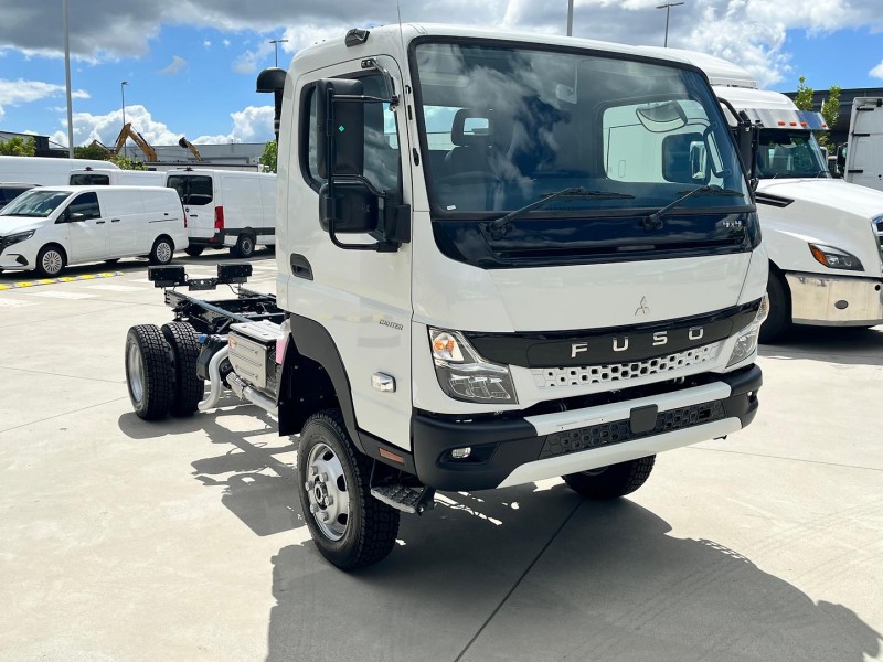 2026 Fuso Canter 4x4 CAB CHASSIS