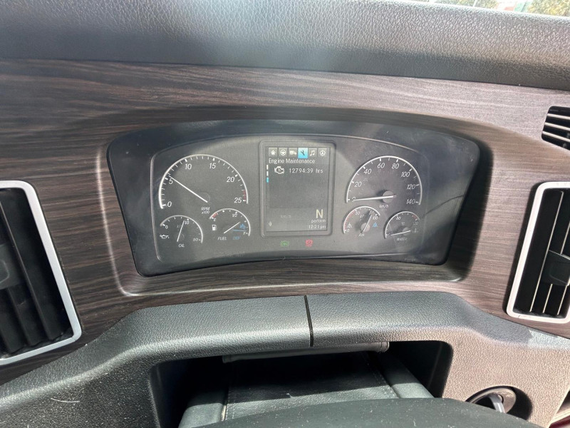 2021 Freightliner Cascadia 126 36 XT bunk 