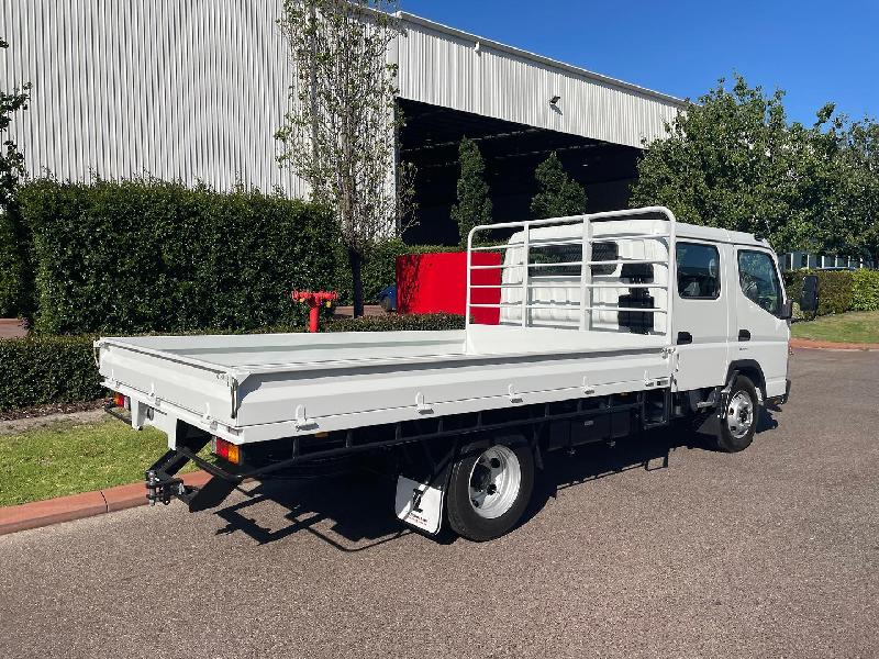 2023 Fuso Canter 815 