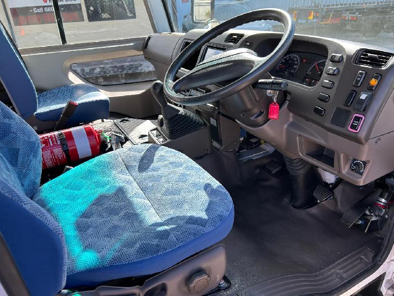 2017 Fuso ROSA 25 SEATER BUS 