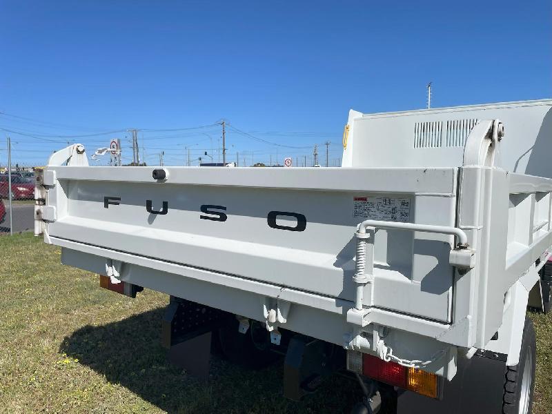 2025 Fuso Canter 815 Tipper 