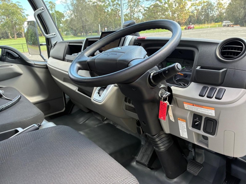 2025 Fuso Canter 615 Car or Light Truck Licence rating available 