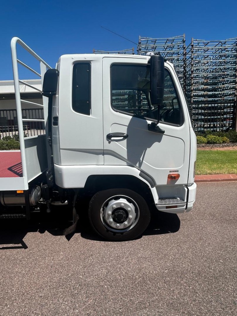 2025 Fuso Fighter 1124 Auto Traytop 