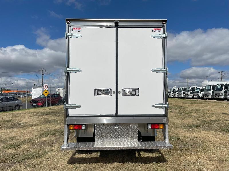 2024 Fuso Canter 515 