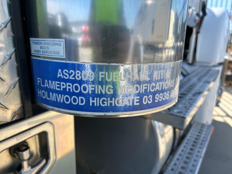 2019 Freightliner Coronado 114 