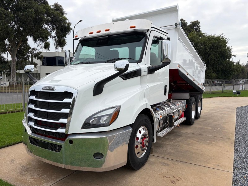 2024 Freightliner Cascadia Freightliner 116 Ridid Tipper Gorski Hardox Body 