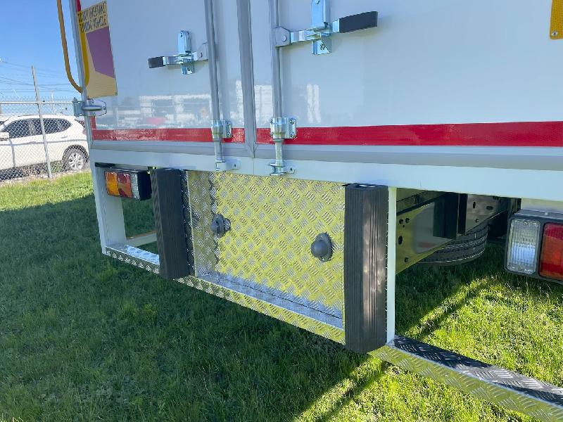 2024 Fuso Fighter 1224 e6 10 Pallet Curtainsider 