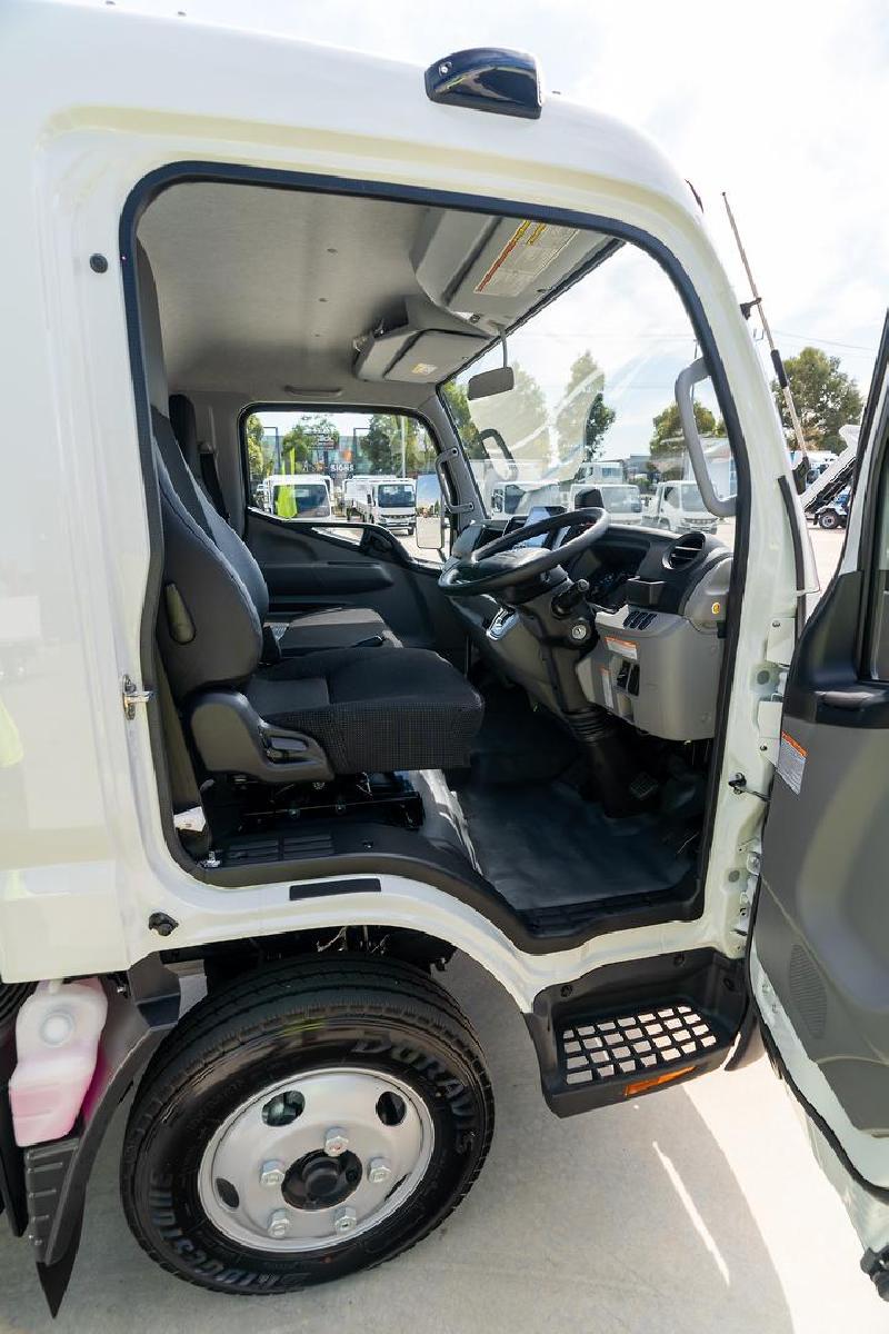 2025 Fuso Canter 515 Alloy Tray 