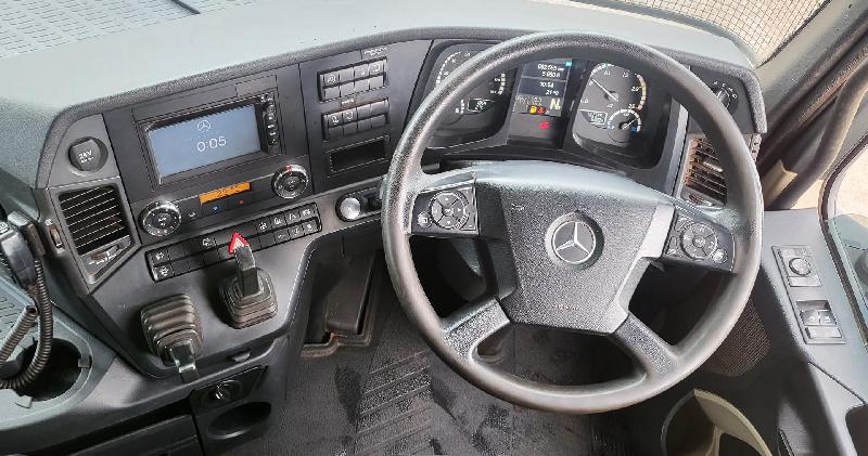 2018 Mercedes-Benz Actros 2763LS 