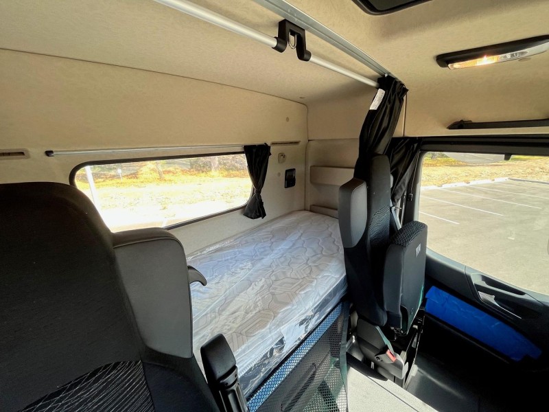 2025 Mercedes-Benz Actros 2653 