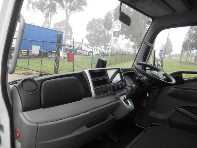 2023 Fuso Canter 615 2023 FUSO CANTER 615 FACTORY TIPPER 
