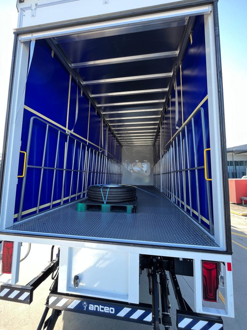 2026 Fuso Shogun FU84 360 14 PALLET CURTAINSIDE BODY AND LOADER 