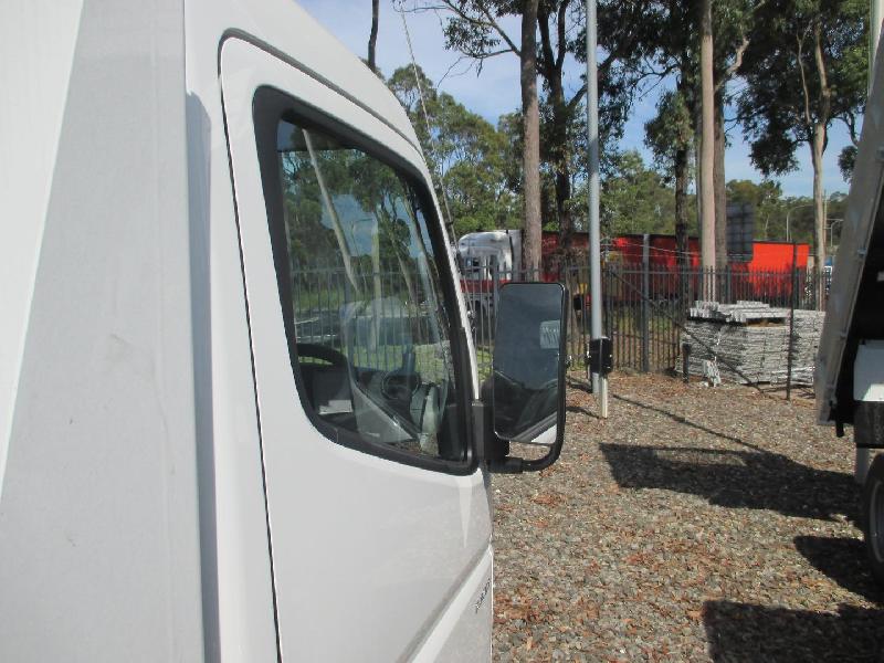 2024 Fuso CANTER 615 
