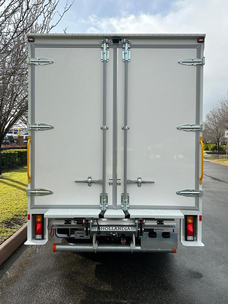 2025 Fuso 515 CANTER Pantech 