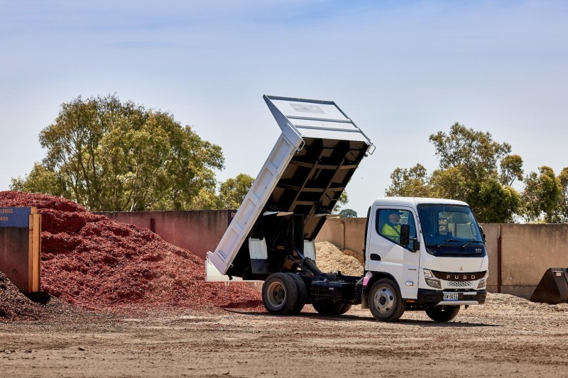 2026 Fuso Canter 615 Tipper 