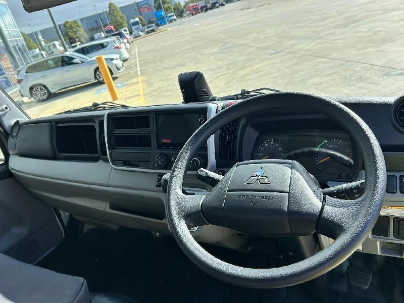 2024 Fuso Canter 515 