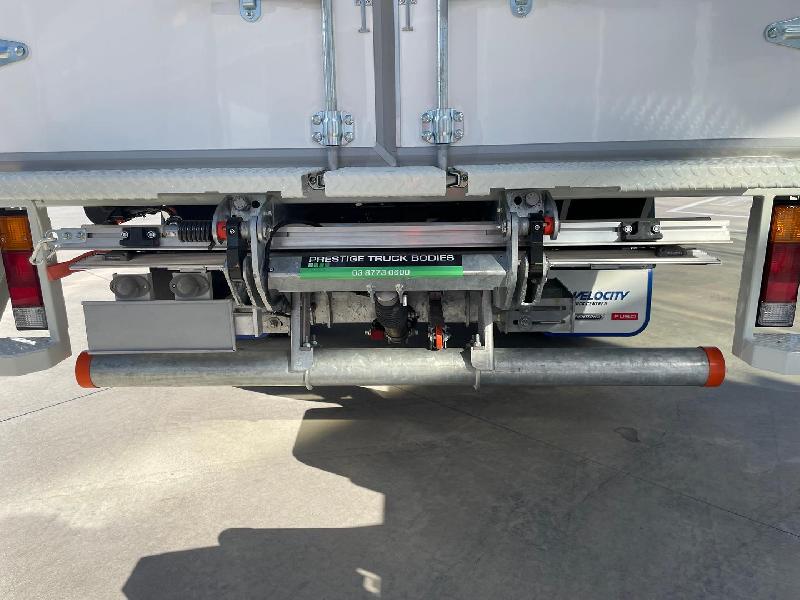2025 Fuso CANTER 515 